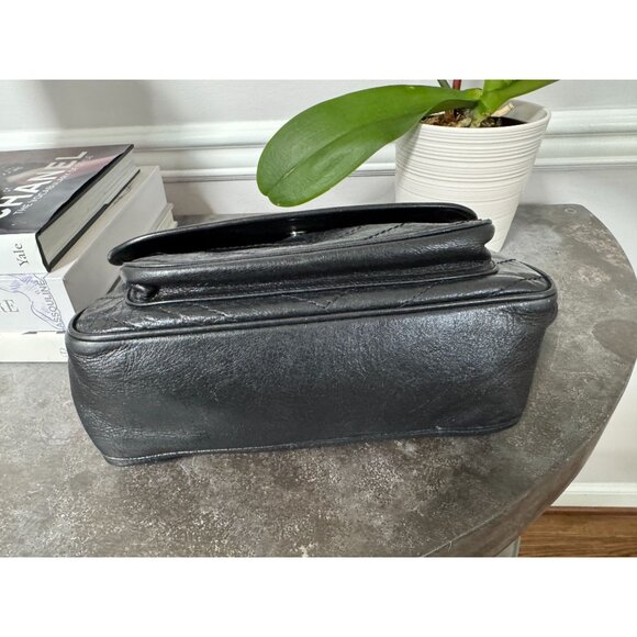 Saint Laurent Black Crinkled Calfskin Matelasse Monogram Medium Niki Bag - Picture 8 of 14